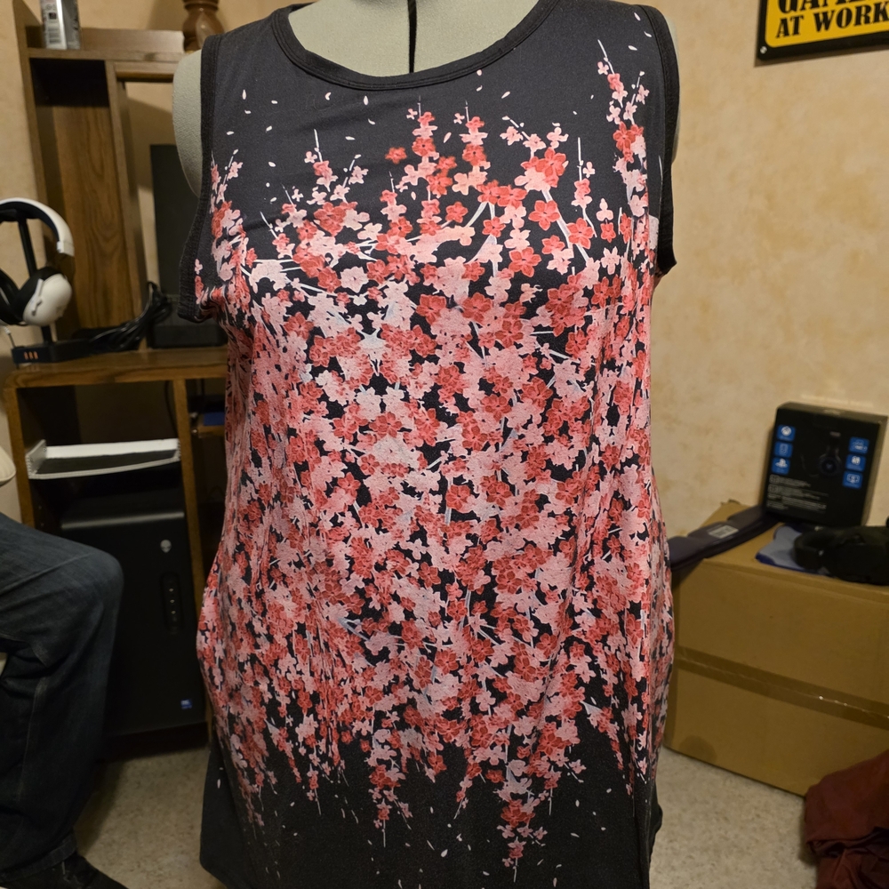 Floral Sleeveless Top
